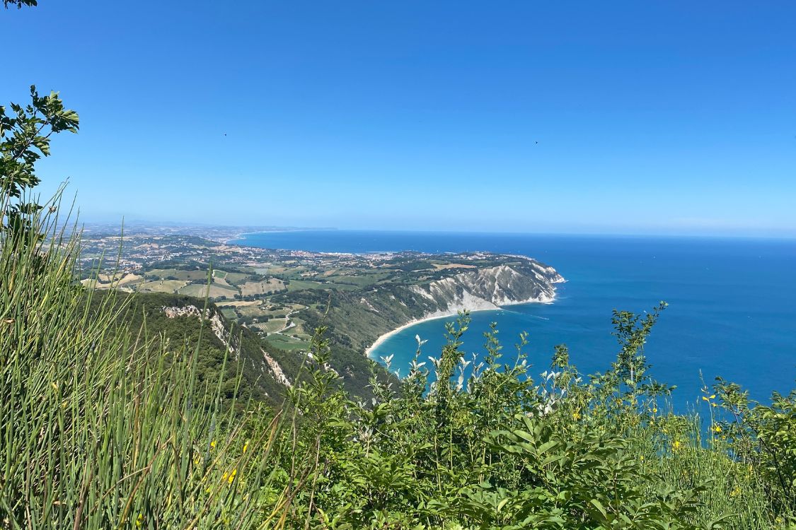 marche tour conero